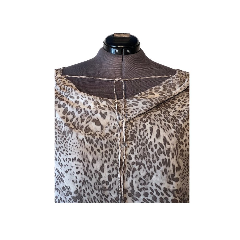 Jennifer Lopez Gray Sheer Cheetah Blouse (Size 3X) - Picture 4 of 4